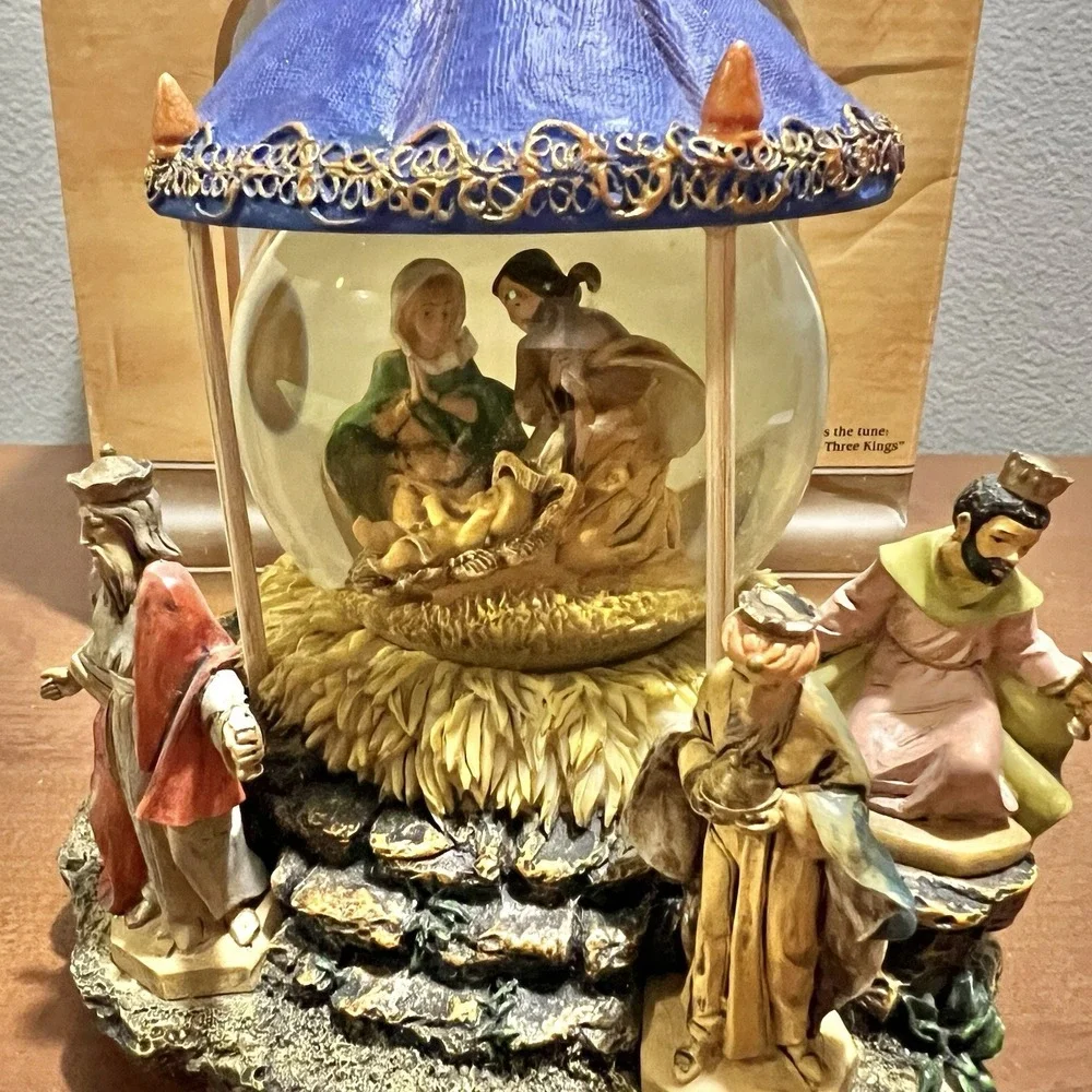 Fontanini Renaissance Nativity Musical Glitterdome 2005 We 3 Kings RARE MODEL‎